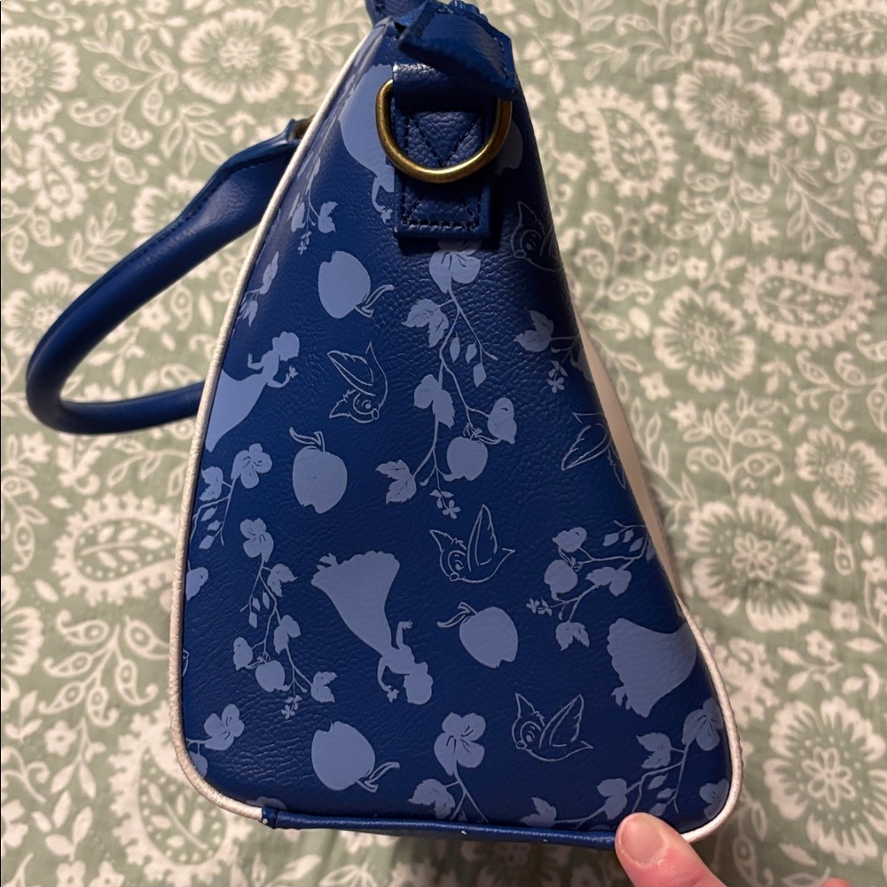 Loungefly Disney Snow White Satchel Bag - Picture 6 of 12